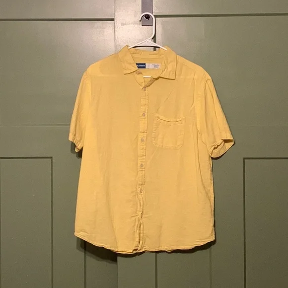 🧡 Old Navy Pale Yellow Everyday Shirt - Picture 1 of 6
